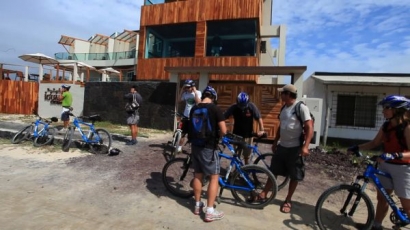 iguana-crossing-preparacion-turistas-bicicletas
